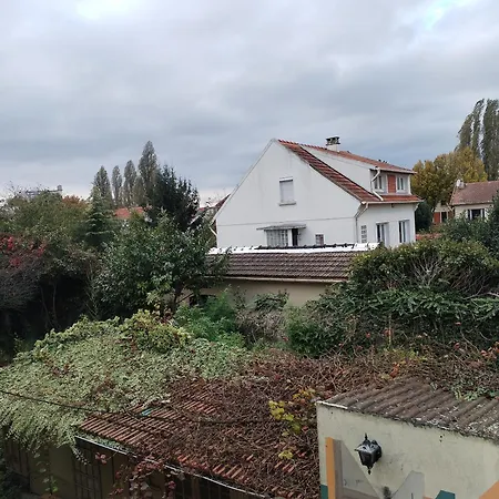 Campagne A Cote De Paris Apartment Romainville